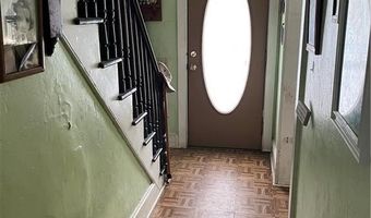 58 Connection St, Newport, RI 02840