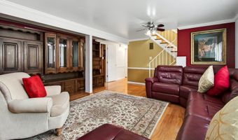 7052 WARDELL St, Annandale, VA 22003