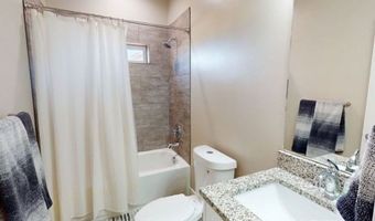 1015 E Canyon Dr, Big Water, UT 84741