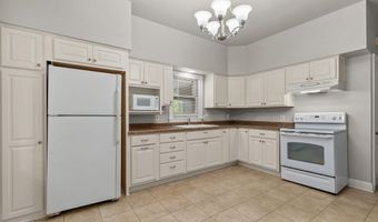 719 S STATE St, Appleton, WI 54911