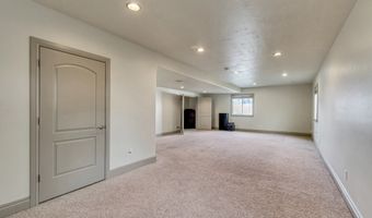 273 E PARK VIEW Cir, Bountiful, UT 84010