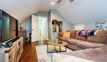 195 Oakland Beach Ave, Warwick, RI 02889