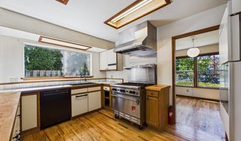 1640 Buttermilk Ln, Arcata, CA 95521