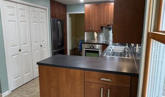 11 Olympic Dr, Danbury, CT 06810