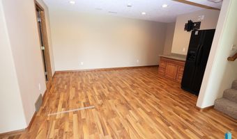 503 David Ave, Baltic, SD 57003