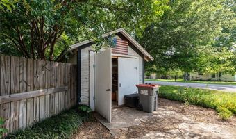 902 F St, Barling, AR 72923