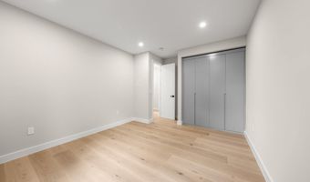 3112 N ROSSER St, Alexandria, VA 22311