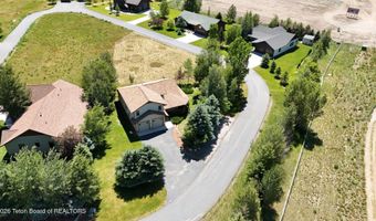 35 LUCY Cir, Alpine, WY 83128