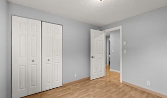 5094 DAISY St, Springfield, OR 97478