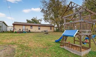 521 NE Elmhurst Ave, Bartlesville, OK 74006