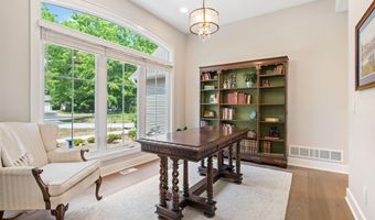 1663 Fairview Dr, Allegan, MI 49010