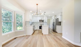3520 GOLDEN HILL Dr, Bowie, MD 20721