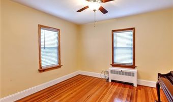 509 Middle Hwy, Barrington, RI 02806