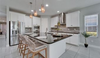 606 WINTERSIDE Dr, Apollo Beach, FL 33572