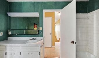 973 Fieldstone Dr, Macon, GA 31210