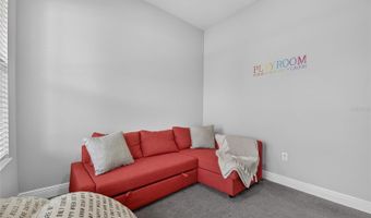 7322 PARADISO Dr, Apollo Beach, FL 33572