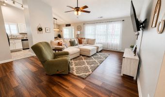 1354 Turfway Dr, Avon, IN 46123