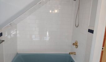 442 Joralemon St, Belleville, NJ 07109