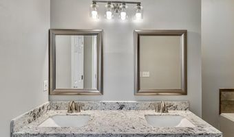 301 White Oak Dr, Brandon, MS 39047