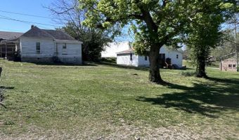 107 N Lister St, Ava, MO 65608