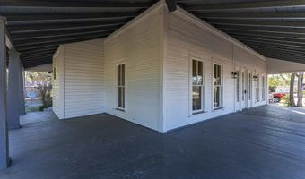 411 S Hutchinson Ave, Adel, GA 31620