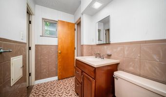 2125 Needham Rd, Ann Arbor, MI 48104