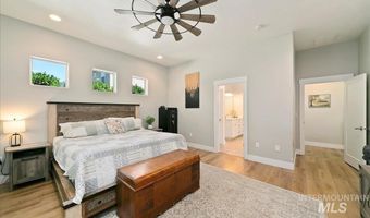 8604 W Small Creek Dr, Boise, ID 83709