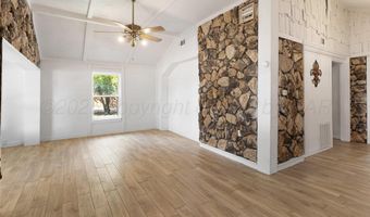 119 E Lasalle, Fritch, TX 79036