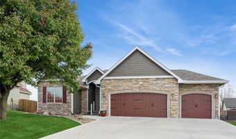 1703 Pinewood Ct SW, Altoona, IA 50009