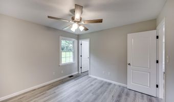 138 Springhill Dr, Bardstown, KY 40004