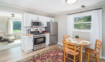 6821 Chapin Ave SE, Alto, MI 49302