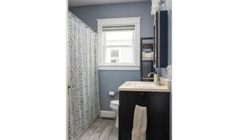 14 Boyden Blvd, East Providence, RI 02915