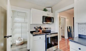 238 N 17th Ave, Beech Grove, IN 46107