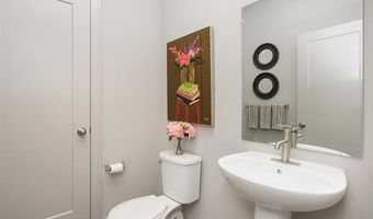 3062 Hydrangea Ln 48, Ann Arbor, MI 48103