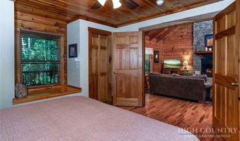 4533 Laurel Creek Rd, Banner Elk, NC 28604