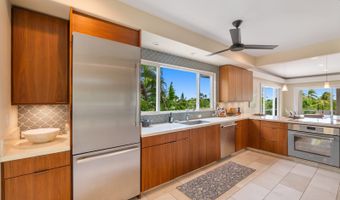 148 Kaelepulu Dr, Kailua, HI 96734