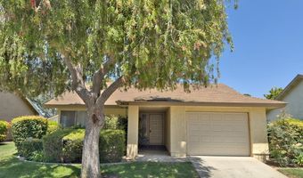 24121 Village 24, Camarillo, CA 93012
