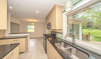 1516 Arborview Blvd, Ann Arbor, MI 48103