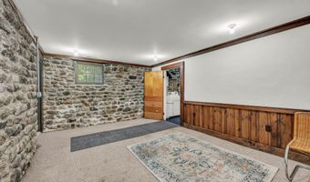 118 Lake Dr, Bethlehem, CT 06751