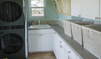 13207 Pinehurst Ave NE, Albuquerque, NM 87111