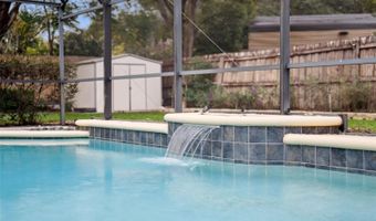 2937 S BERMUDA Ave, Apopka, FL 32703