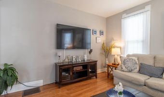 306 N JEFFERSON St, Abingdon, IL 61410