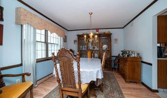 34 Michele Dr, Middletown, NJ 07748