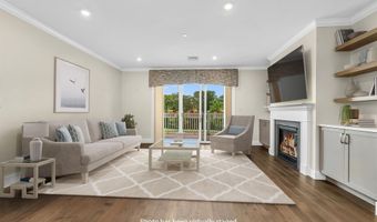 7 Longview Dr 105, Atkinson, NH 03811