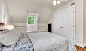 6020 BROAD St, Bethesda, MD 20816