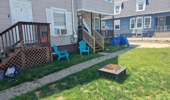 7 Grove St, Auburn, ME 04210