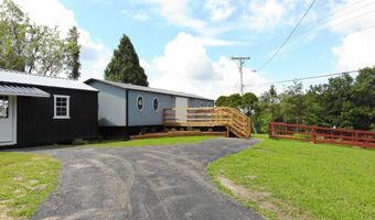 14 Manor Dr, Beattyville, KY 41311