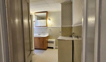 103 4th St, Bangor, ME 04401