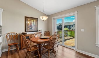 2812 NW 43rd St, Ankeny, IA 50023