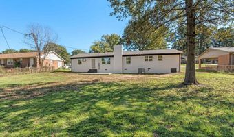 207 Oakmont Dr, Boiling Springs, SC 29316